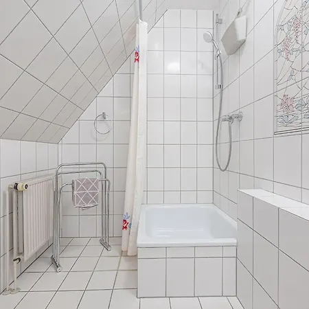 La Casa Uferschwalbe *